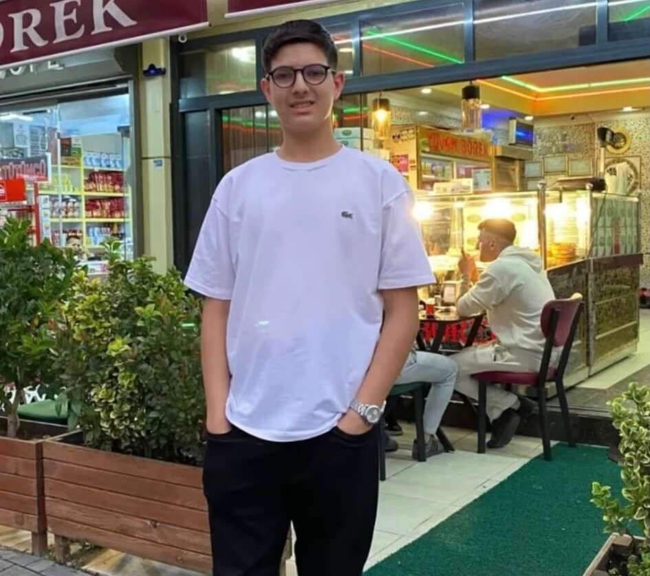 Cadde üzerinde silahlı çatışma! 17 yaşındaki genç hayatını kaybetti 5